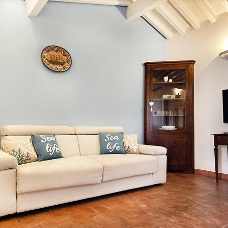 Ferienwohnung Casa Velia 78Mq A 30 Metri Dal Mare Di San Vincenzo Exterior foto
