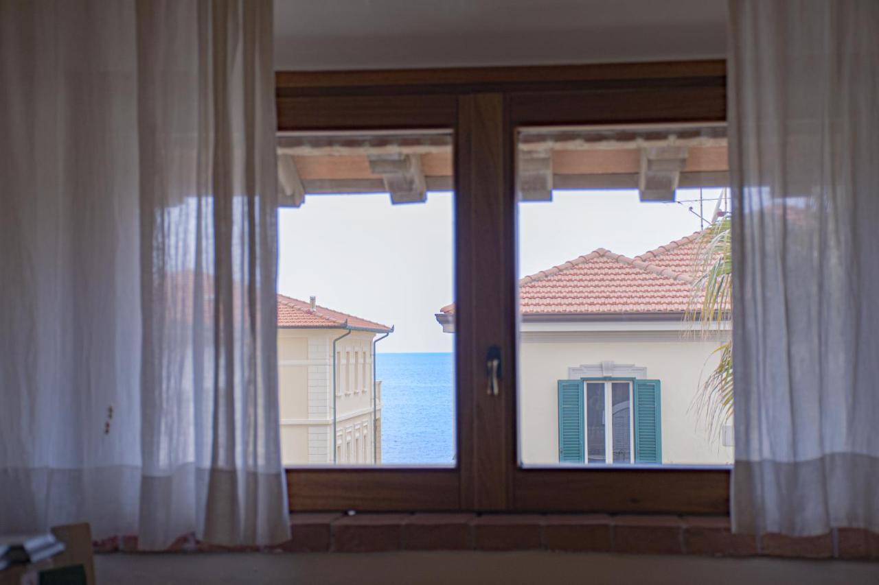 Ferienwohnung Casa Velia 78Mq A 30 Metri Dal Mare Di San Vincenzo Exterior foto