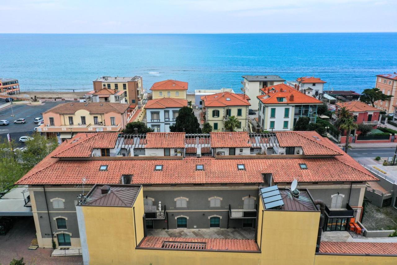 Ferienwohnung Casa Velia 78Mq A 30 Metri Dal Mare Di San Vincenzo Exterior foto